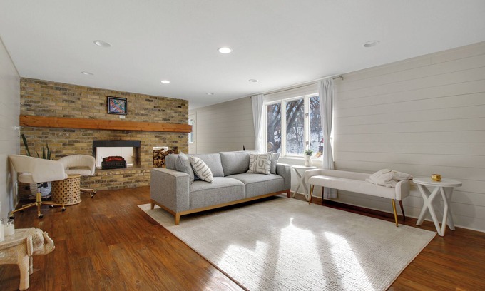 Edina Bed & Breakfast | The Cozy Conifer