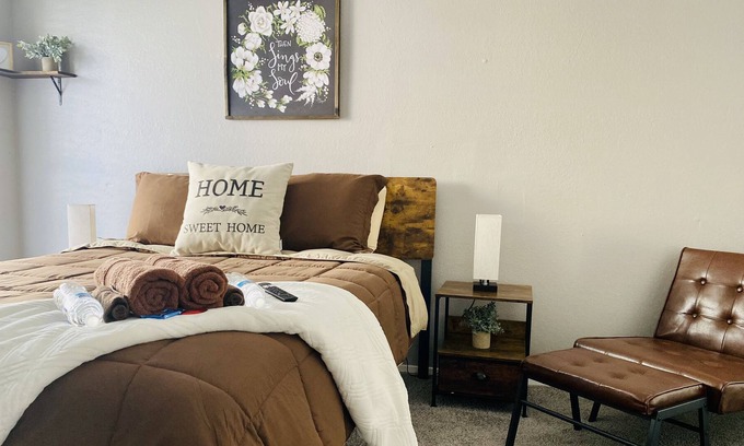 Ederville Apartment | The Cozy Ft Worth Inn - Near: DT Stockyards Airport