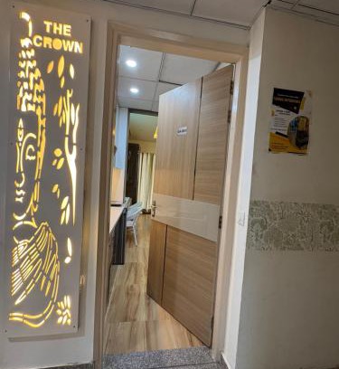 Greater Noida House | The Crown
