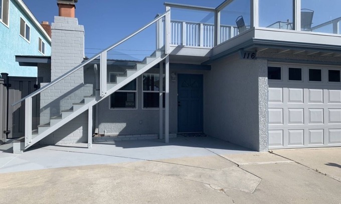 Silver Strand House | The Deck House on the Silver Strand