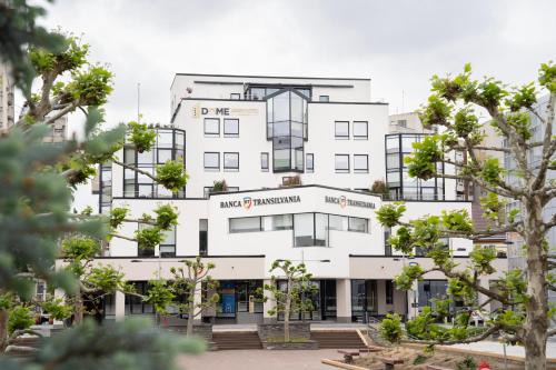 Satu Mare Apartment | The Dome Aparthotel
