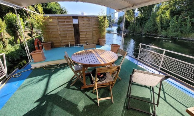 Neuilly-sur-Seine Apartment | The Dream Boat - incroyable !