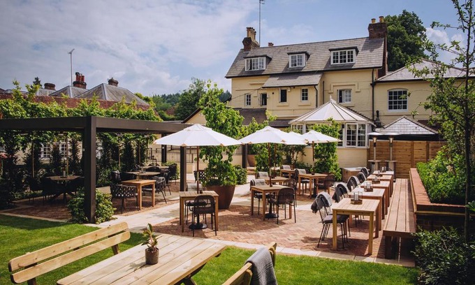 Albury Hotel | The Drummond at Albury