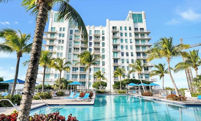 West Palm Beach Apartment | The Edge - Modern High-Rise Living with Wraparound Balcony