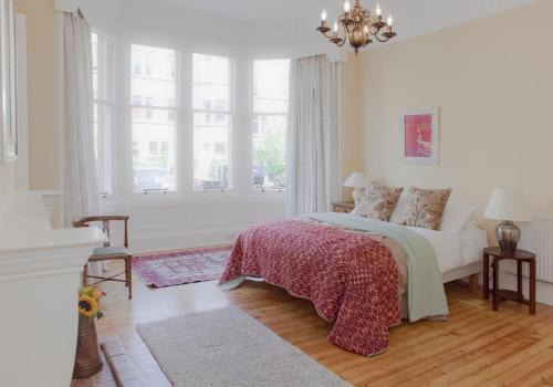 Marchmont Apartment | The Edinburgh Address - Classic Marchmont Charm