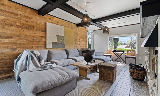 Egg Harbor House | The Egg Harbor Haven - Downtown Egg Harbor/Sleeps 12!