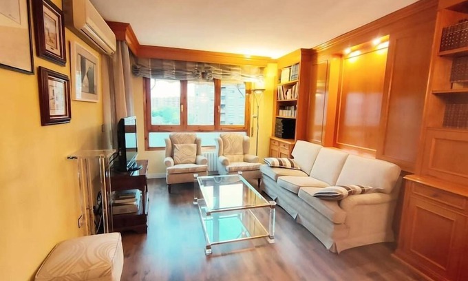 Zaragoza Apartment | The Elegance of the Center