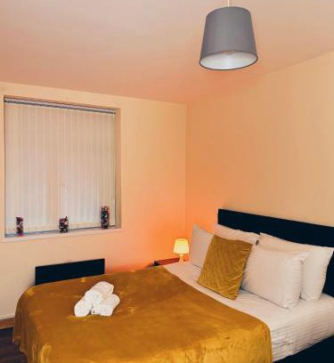 Old Trafford Apartment | The EliteApex