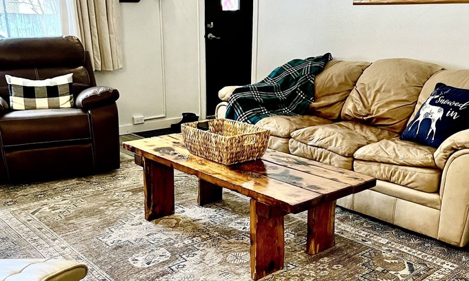 Wallace House | The Elm Street Retreat