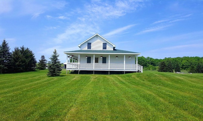 Pellston House | The Ely House in Northern Michigan