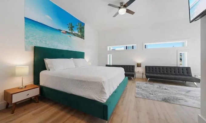 Inlet Beach Condo | "The Emerald" Studio 1-with King bed-Sleeps 2