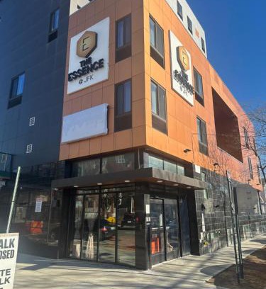 Queens Hotel | The Essence Hotel at JFK