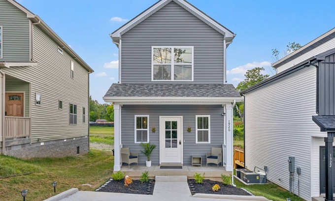 Clarksville House | The Evans Retreat- Located Near Ft. Campbell, KY