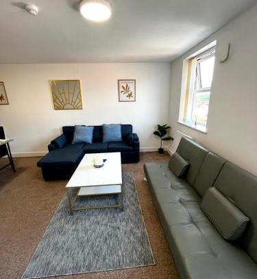 Failsworth Apartment | The Failsworth Collection - Stylish Apartments with Free Parking