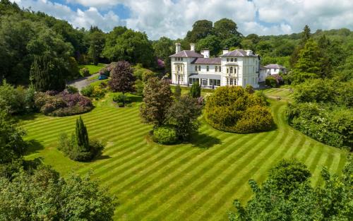 Lampeter Hotel | The Falcondale at Lampeter