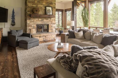 Spanish Peaks House | The Falls