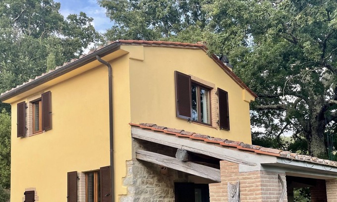 Roccalbegna House | The family-friendly holiday home close to nature for connoisseurs