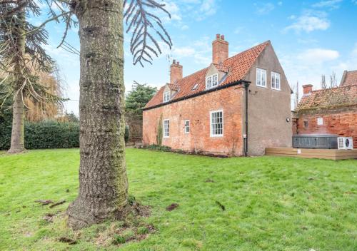 Halam House | The Farm House - Southwell