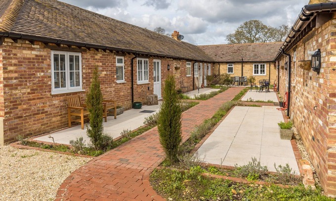 Wimborne Apartment | The Feed Stall - a house that sleeps 2 guests in 1 bedroom