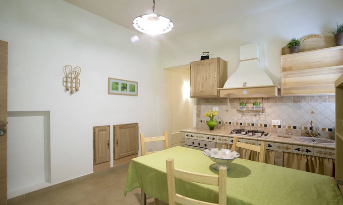 Trapani City Centre Apartment | the flowery courtyard srl no12