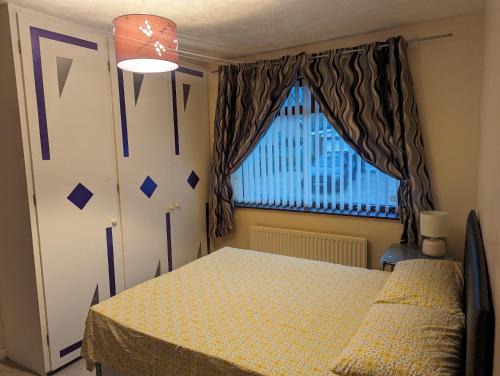 Shaw and Crompton House | The Gabriels