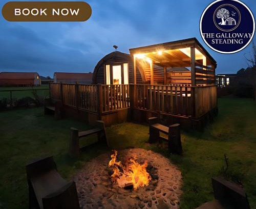 Newton Stewart Apartment | The Galloway Steading - The Stag Hoose family cabin with Hot Tub and Fire Pit
