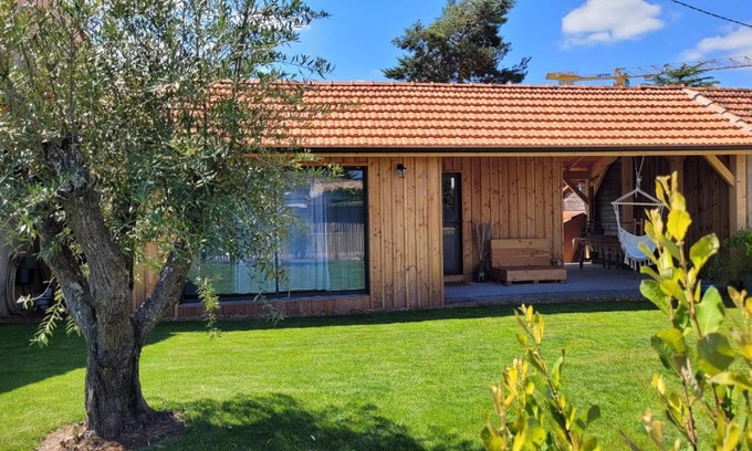 Libourne Ski Chalet | The Garden of Love