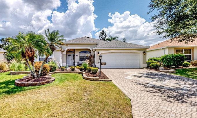 Virginia Trace House | The Gardenia House | Home in The Villages with large yard & pool access