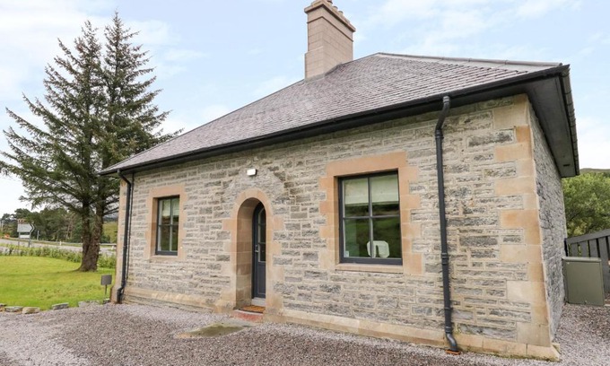 Garve House | The Gate House