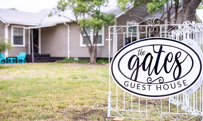 Brady House | The Gates Guest House