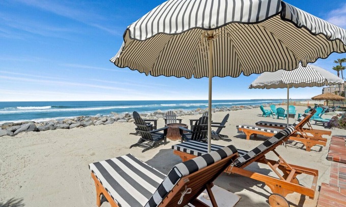 South Oceanside House | The Gaugain House · Oceanfront Gem, Sand, Surf + Sunsets