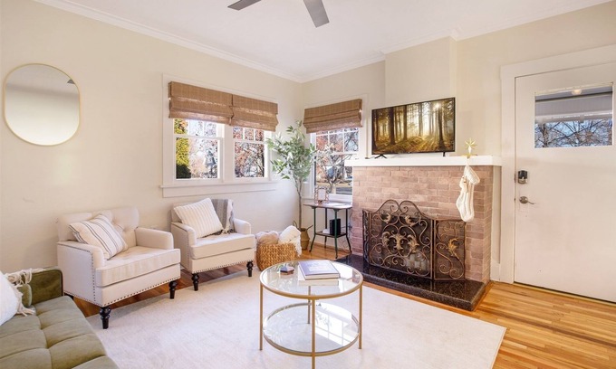 Twin Falls House | The Gem on 8th Ave - sleeps 7, pet friendly!