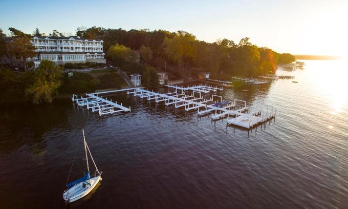 Lake Geneva Hotel | The Geneva Inn