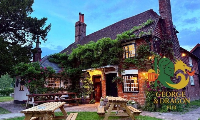 Shipley Apartment | The George & Dragon Pub - The Apartment