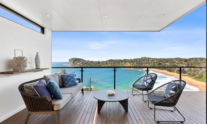 Whale Beach House | The Glass House by TCC