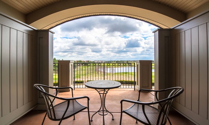 Glenview Hotel | The Glen Club