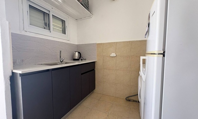 Kiryat Yam Apartment | The golden beach in Kiryat Yam