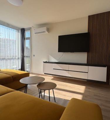 Yambol Apartment | The Golden Spot