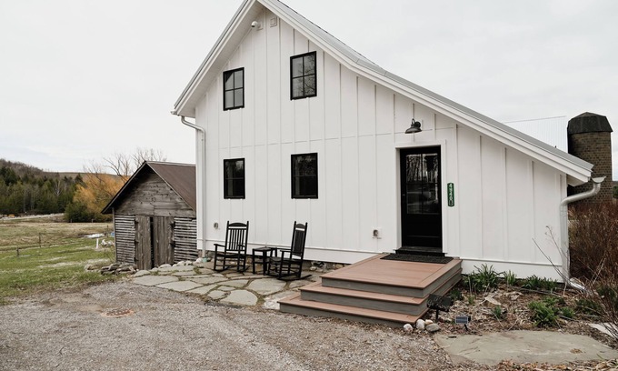 Suttons Bay House | The Granary BB at NorthFarm! 3-bedroom house with AC, WiFi, 3miles from Leland!