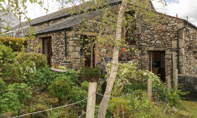 Wigton Cottage | THE GRANARY, pet friendly, character holiday cottage in Ireby