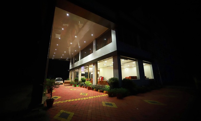 Jabalpur Hotel | The Grand Jabalpur