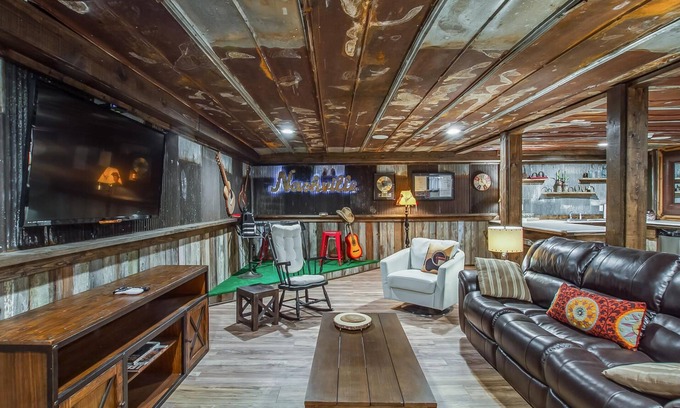 Dickerson Road House | The Graycroft - Character Filled Home