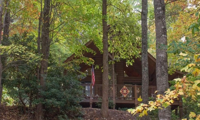 West Jefferson Cabin | The Great Escape