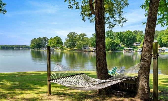 Henrico House | The Greatest Cove, Man! | Spectacular Panoramic Playground