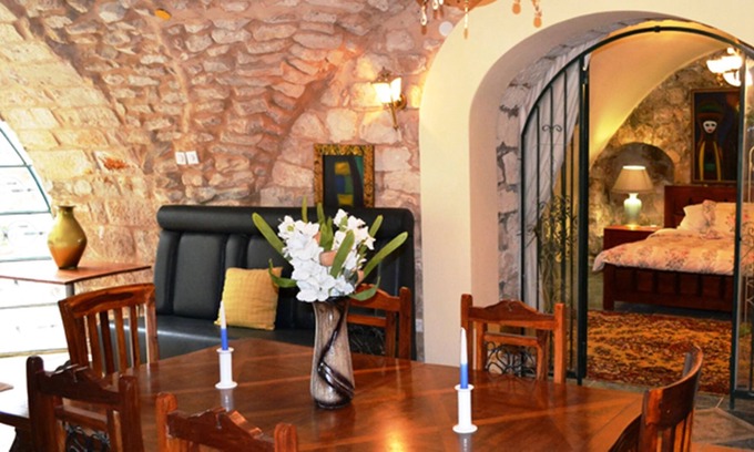 Artists Colony House | The Guesthouse Private Holiday House