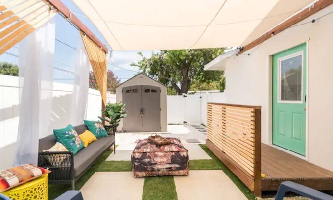 East San Gabriel House | The GuestHouse W/King Bed & Private courtyard