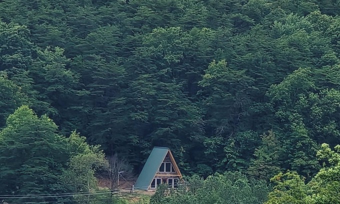 Spencer House | The H/skell near Fall Creek Falls