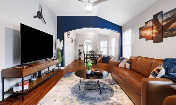 West San Antonio House | The Hangar at Lackland