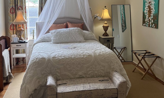 Seventh Ward Bed & Breakfast | The Happy Place