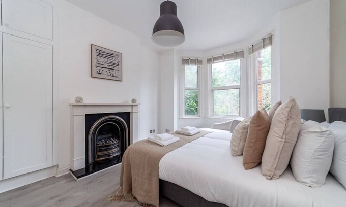 Harlesden Apartment | The Harlesden Villas
